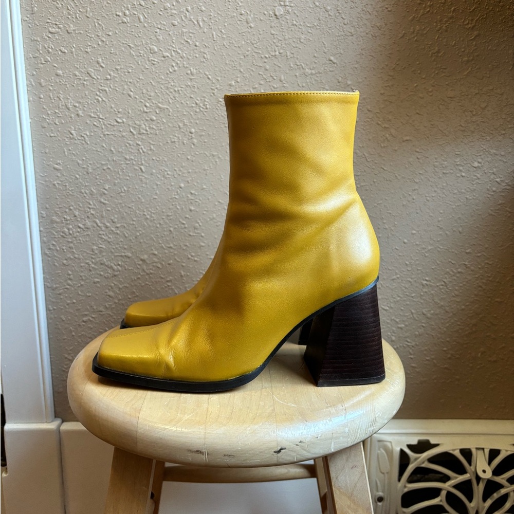 ALOHAS Boots